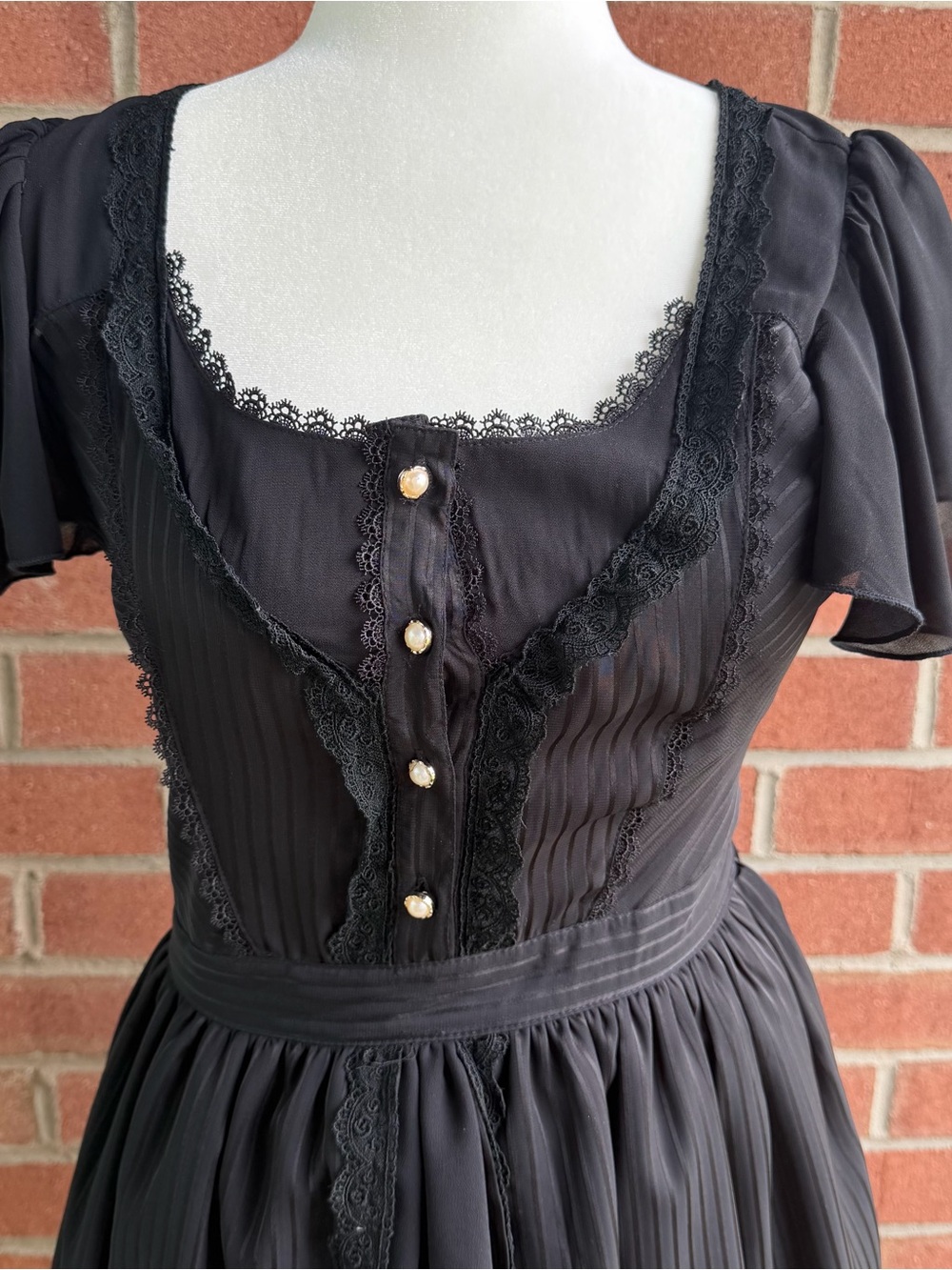 Black Axes Femme dress - Picture 2 of 6